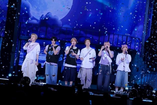 투어스, 日 팬미팅 성황리 종료…3만 관객과 쌓은 추억