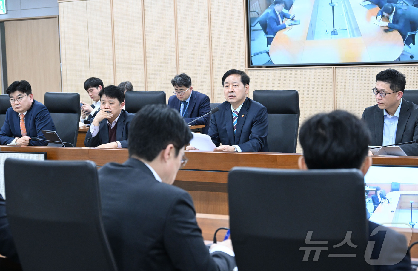 (서울=뉴스1) = 구윤철 부총리 겸 재정경제부 장관이 지난 9일 정부세종청사에서 열린 재정경제부 확대간부회의를 주재하고 있다. (재정경제부 제공. 재판매 및 DB 금지) 2026 …