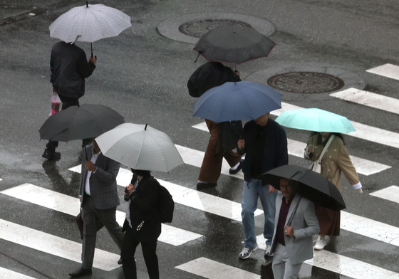 비 내리는 출근길