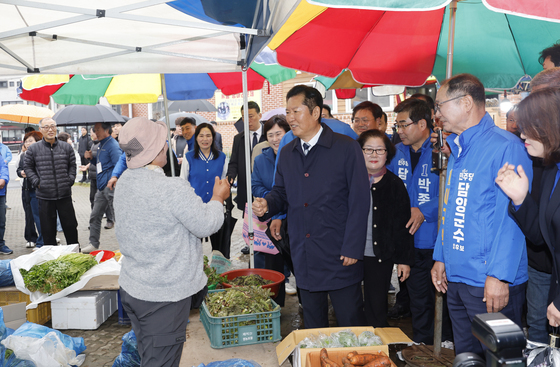 정청래 이틀째 '텃밭 단속'…담양서 "피보다 진하게 사랑"