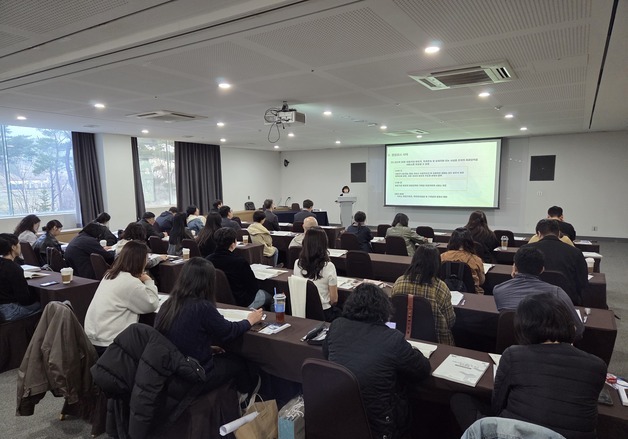 "사회서비스 질 높이자'…강원사회서비스원, 시·군 담당자 워크숍