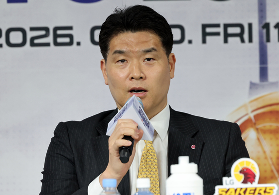 플레이오프 포부 밝히는 LG 조상현 감독