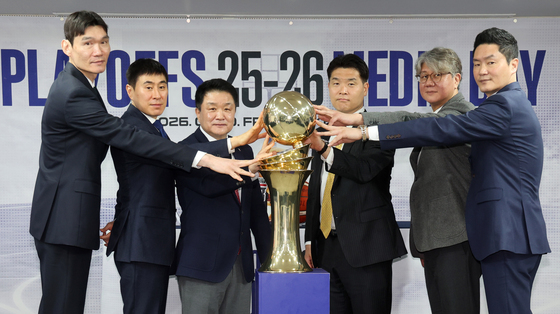 프로농구 LG "트윈스와 함께 2연패"…도전자 5팀 "우리가 우승"