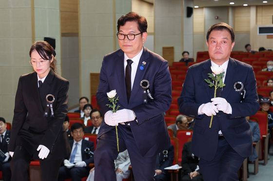 운암 김성숙 57주기 찾은 송영길 전 대표