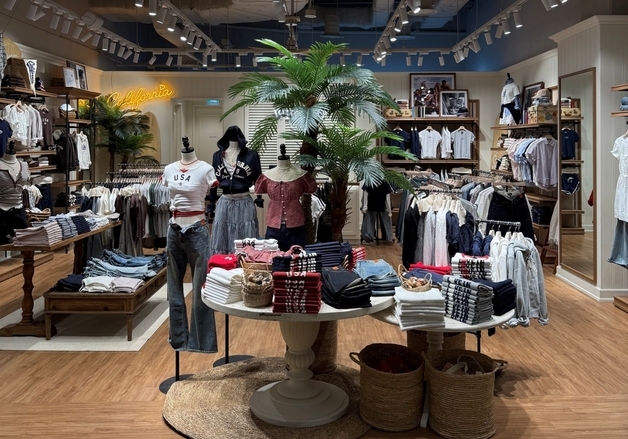 이랜드 후아유, 잠실 롯데월드몰점 신규 오픈