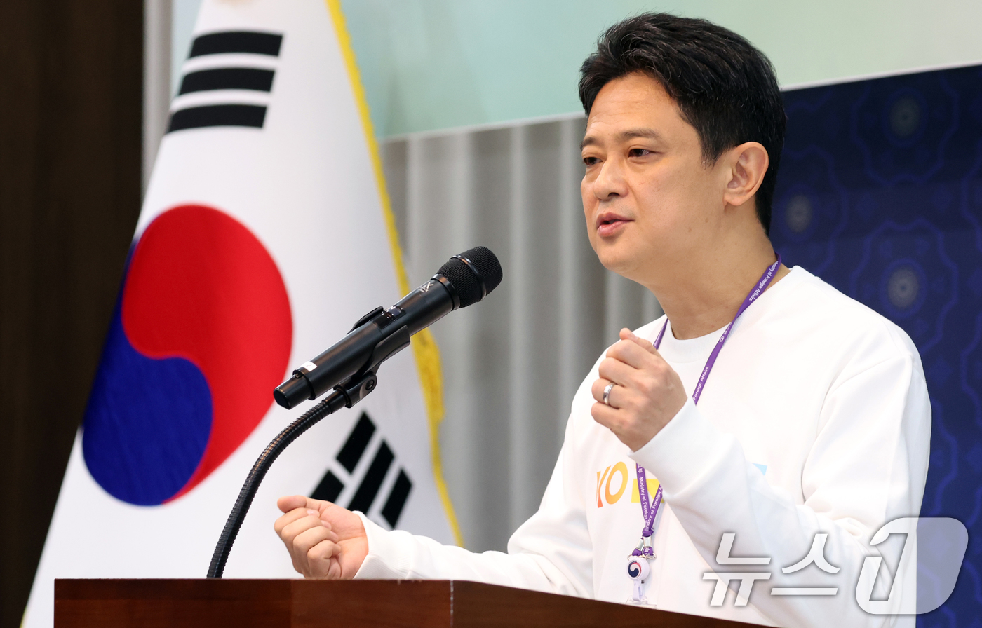 (서울=뉴스1) 김명섭 기자 = 임상우 외교부 공공외교대사가 10일 서울 종로구 정부서울청사 별관 외교부에서 열린 2026 KOREAZ 서포터즈 발대식 및 캠페인 출범식에서 환영사 …
