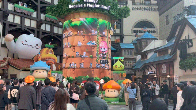 본문 이미지 - 실내 어드벤처 만남의 광장에 마련된 '메이플스토리 캐릭터 만들기'ⓒ 뉴스1 윤슬빈 관광전문기자