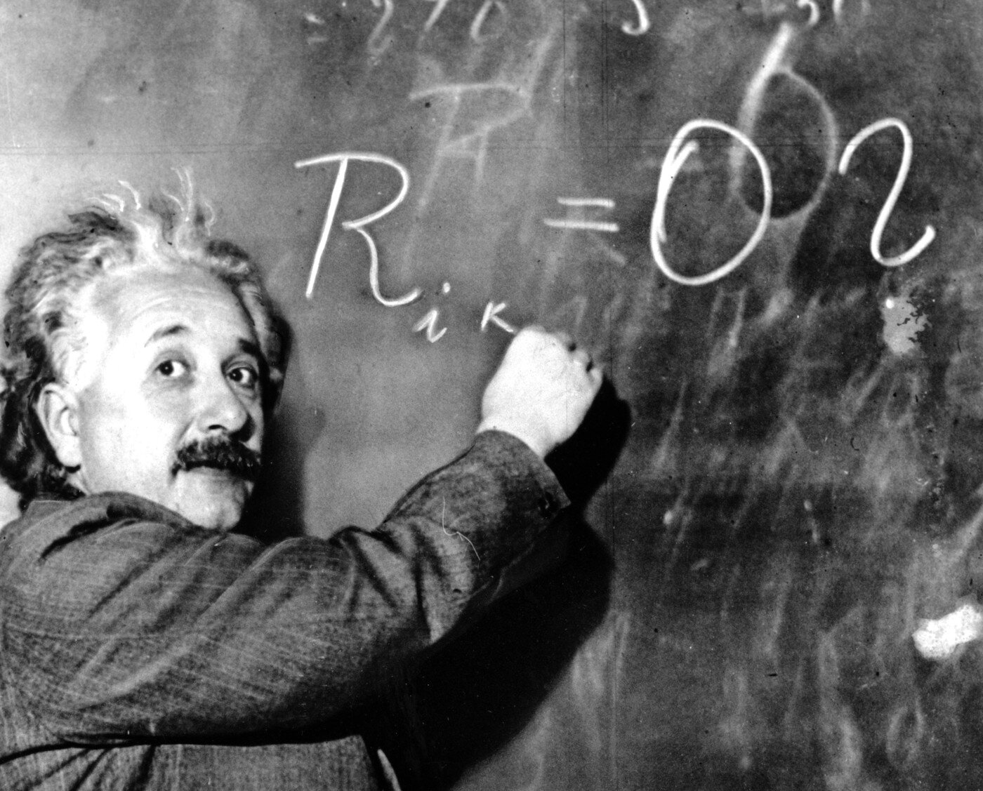 본문 이미지 - 알베르트 아인슈타인. (출처: AP통신, 1931년, Public Domain, via Wikimedia Commons)