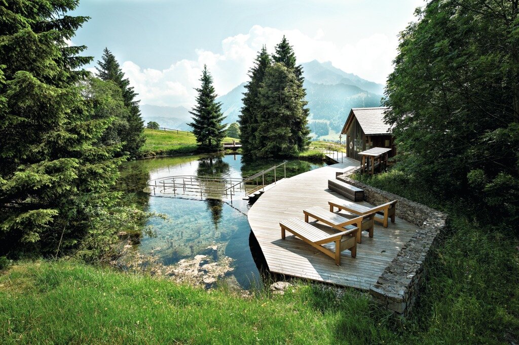 본문 이미지 - '스위스의 아마존'으로 불리는 엔틀레부흐(스위스관광청 제공)