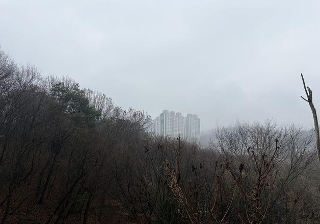 [르포] 담장만큼 높은 '마음의 벽'…광주구치소 신축 수년째 '공전'