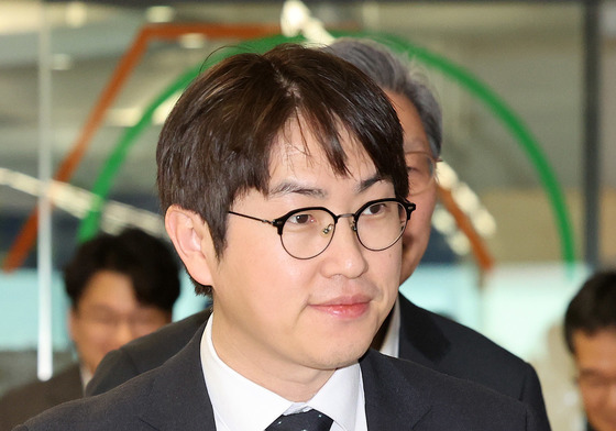 회의장 입장하는 하정우 AI수석