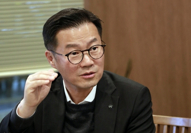 벤츠 '정찰·직판제' 시작 "가격 변화 안 커…할인율 커지는 모델도"