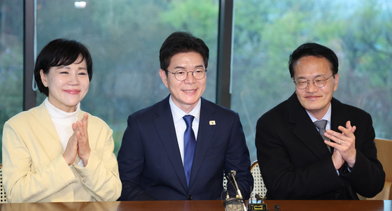 정원오에게 박수 보내는 박주민·전현희