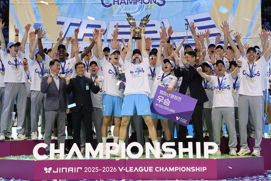 대한항공 '정상 탈환'