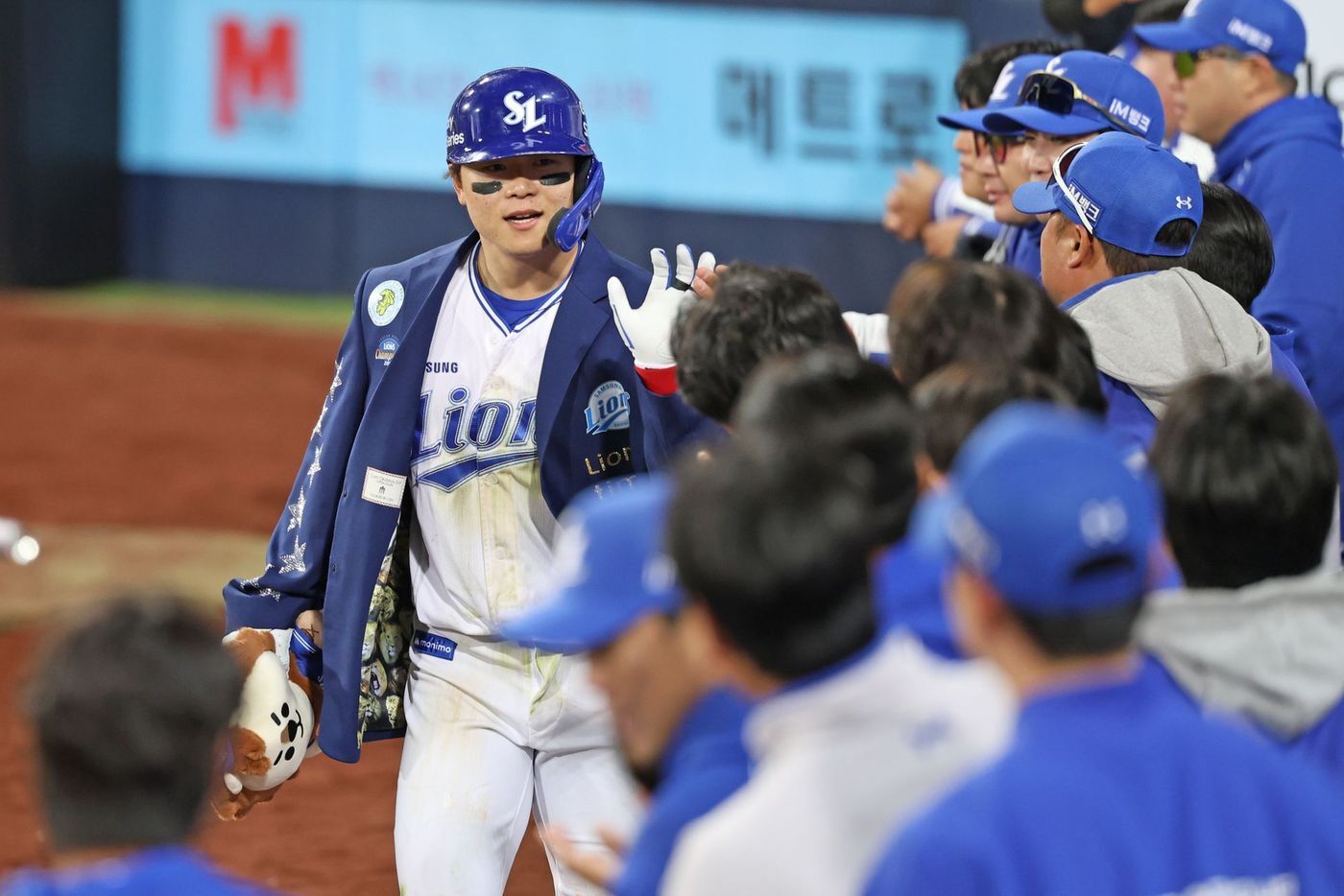 본문 이미지 - 삼성 라이온즈 박승규(왼쪽)는 10일 열린 KBO리그 대구 NC 다이노스전에서 5타수 4안타(1홈런) 4타점 3득점으로 맹활약했다. (삼성 라이온즈 제공)