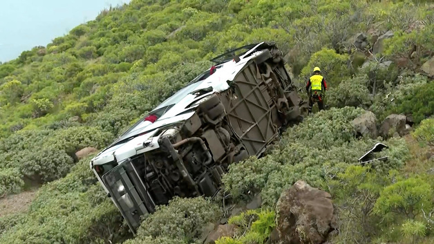 스페인 섬에서 영국 관광객 버스 추락…1명 사망·27명 부상
