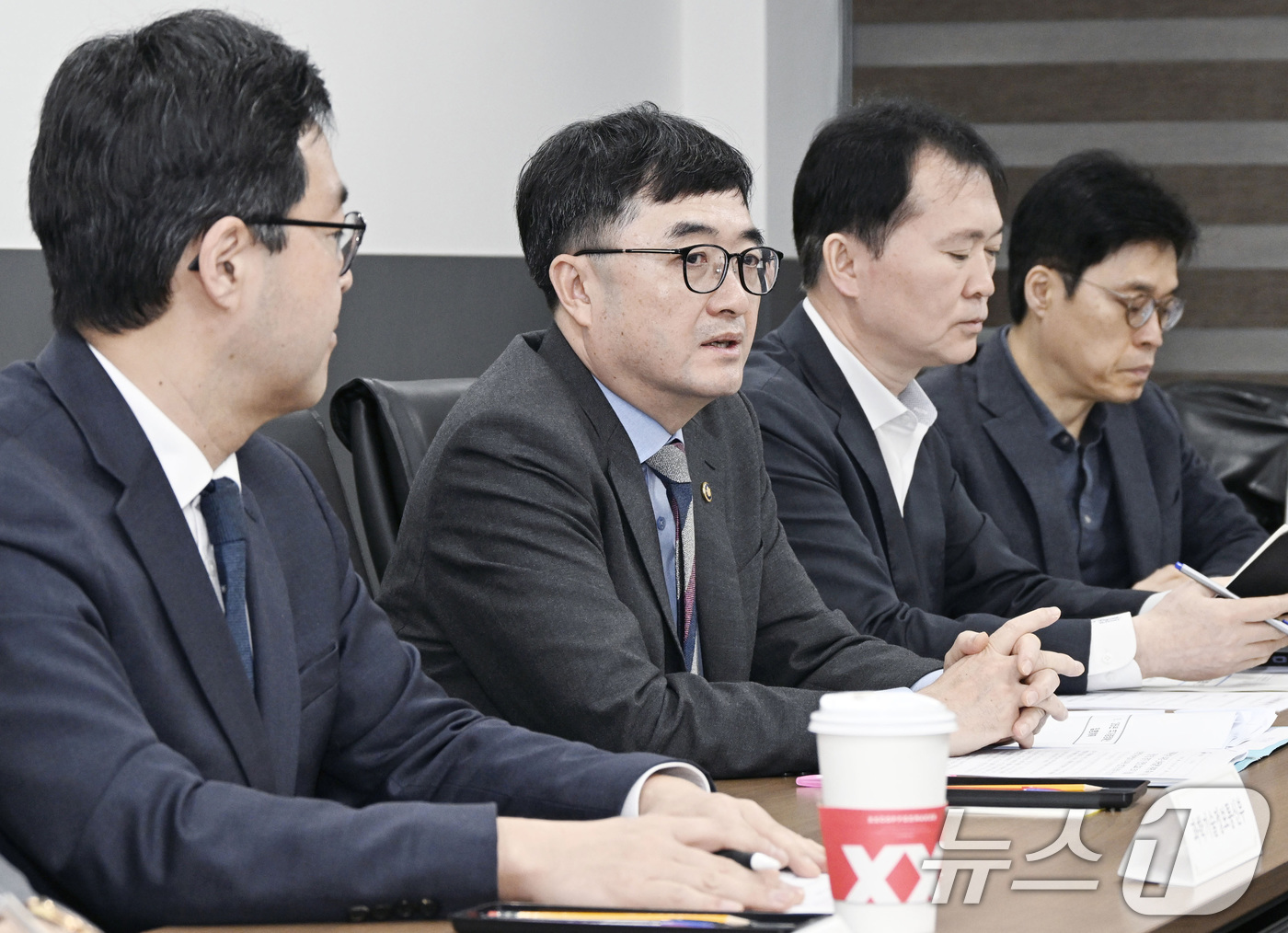 (서울=뉴스1) = 임기근 기획예산처 차관이 11일 오전 서울 종로구 정부서울청사에서 열린 '긴급 재정집행 점검회의'에서 모두발언을 하고 있다. (기획예산처 제공. 재판매 및 DB …