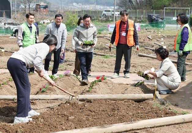 대전시, 행복농장 도시민 텃밭 개장…110구획 텃밭 운영