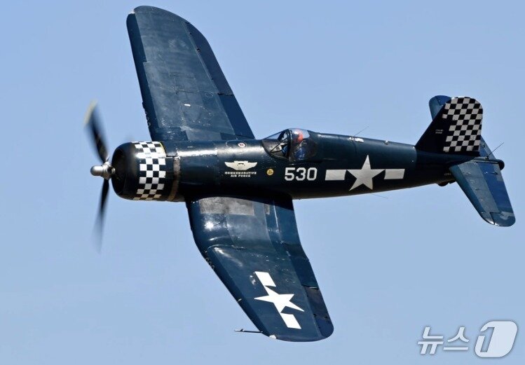 본문 이미지 - 미 해군 F4U-4B 콜세어 전투기. 2026.4.13./ⓒ 뉴스1(DVIDS 캡처)