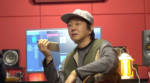 윤도현, 매니저와 신곡 제목 회의…AI에 극도 예의갖춰 질문 왜