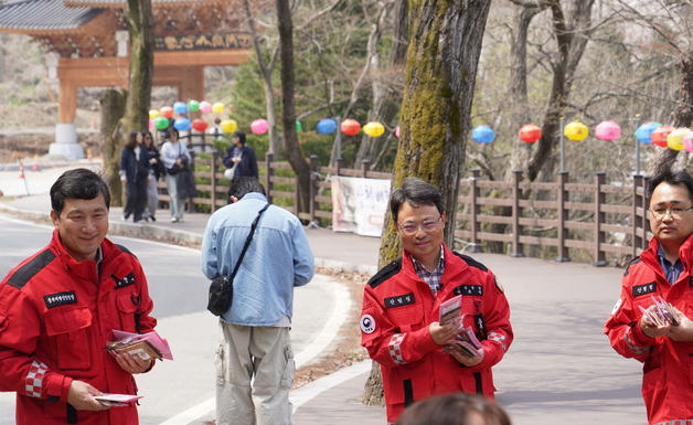 박은식 산림청장, 공주 마곡사 일대 산불 예방 기동단속 점검