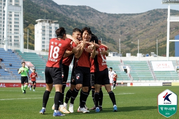 K리그2 선두 부산, 용인 2-0 완파…7경기 연속 무패 신바람
