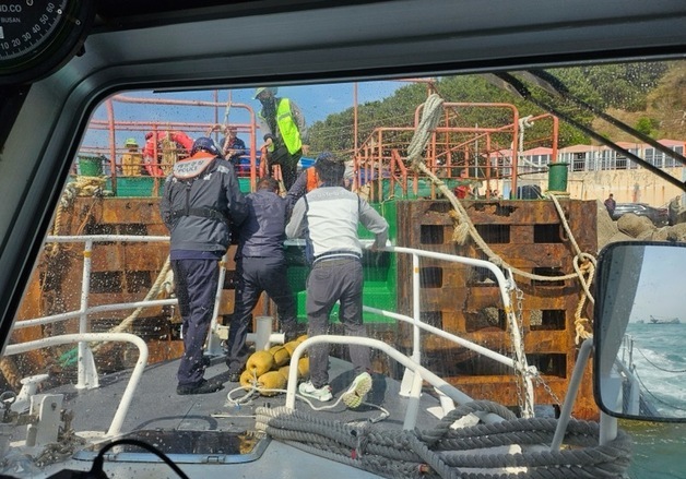 태종대 해상 유람선서 "응급환자"…부산해경 구조정 급파 이송
