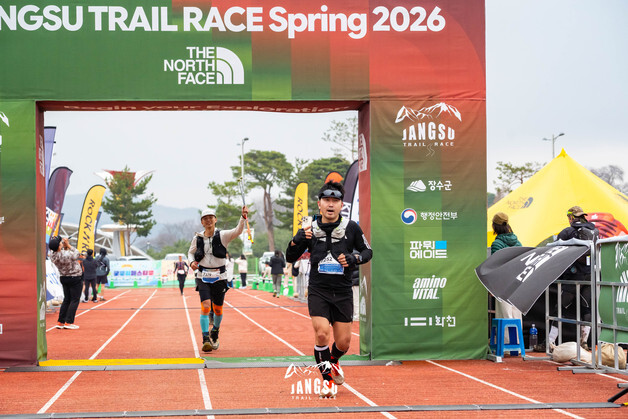 능선·숲길 8시간…장수 트레일레이스 38㎞ 완주기[트레일런 르포]