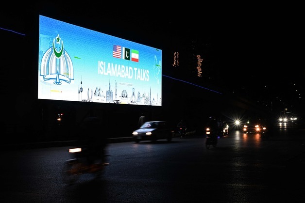 이란 외무부 "2~3개 주요 사안 견해차…불신 속 회담 진행"(종합)