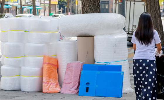 15일 0시부터 석화제품 7종 매점매석 금지…정부, 긴급수급조정 고시