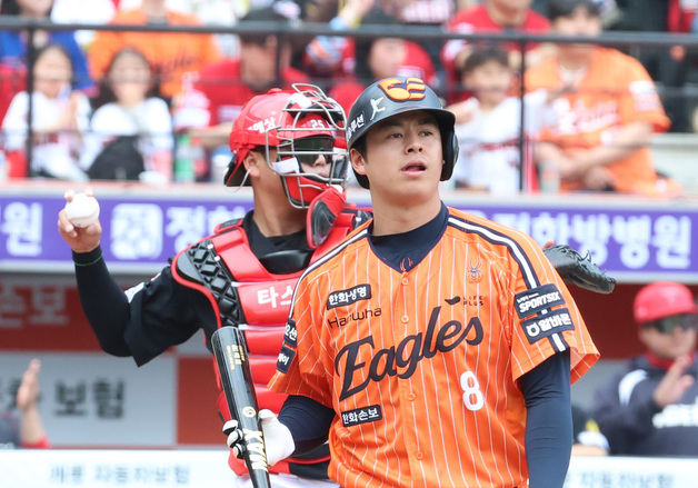 삼진 당하는 노시환