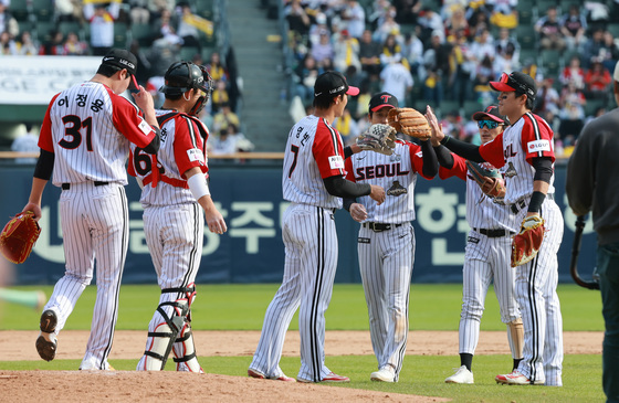 LG, SSG 상대로 9-1 승리