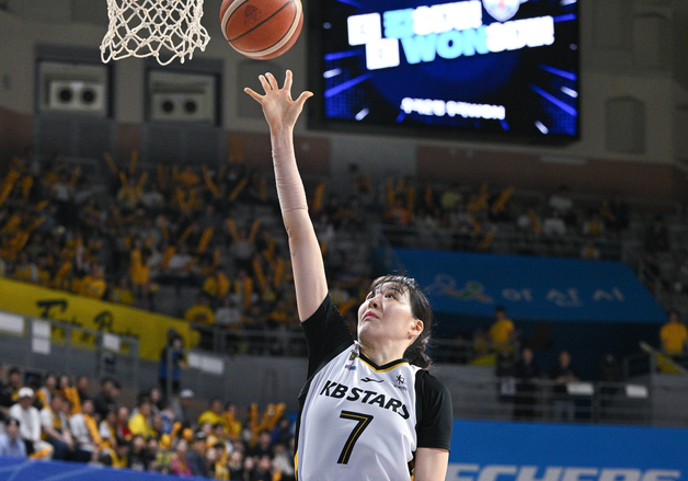 '양 팀 최다' 23점 기록하며 챔프전 이끈 박지수