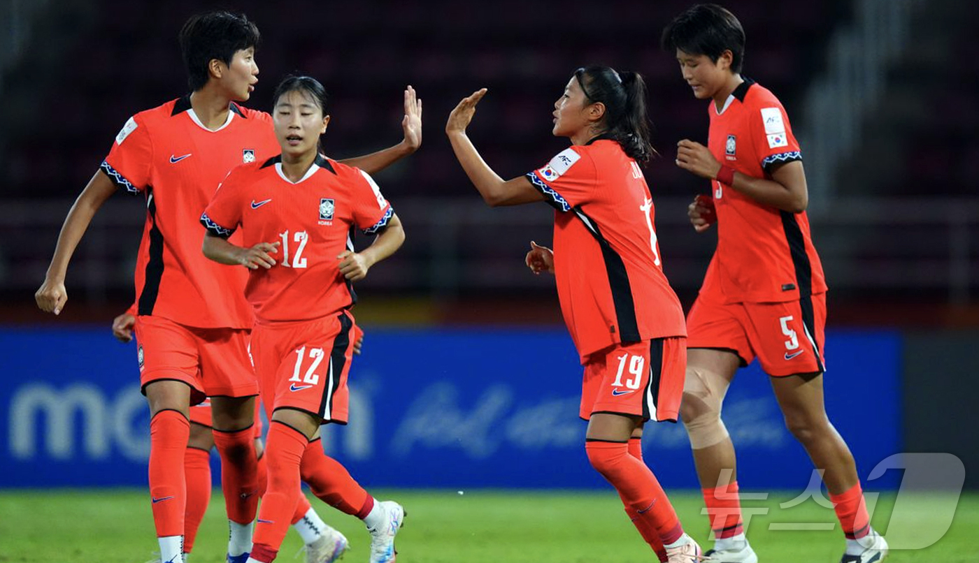 (서울=뉴스1) = 12일(한국시간) 태국 탐마삿 스타디움에서 열린 2026 아시아축구연맹(AFC) 여자 U-20 아시안컵 8강전 대한민국과 태국과의 경기, 대한민국 박주하(19번 …