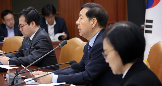 구윤철 "중동전쟁에 가격·수급·보조금 정책 신속 추진…필요한 대응 보완"