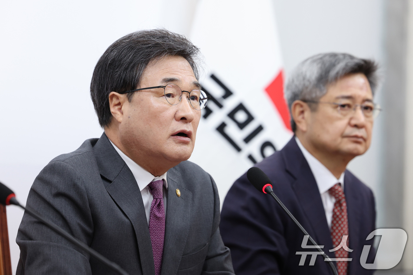 (서울=뉴스1) 신웅수 기자 = 장동혁 당대표 특보단장을 맡고 있는 김대식 국민의힘 의원이 13일 서울 여의도 국회에서 장 대표 방미 일정을 브리핑하고 있다. 2026.4.13/뉴 …