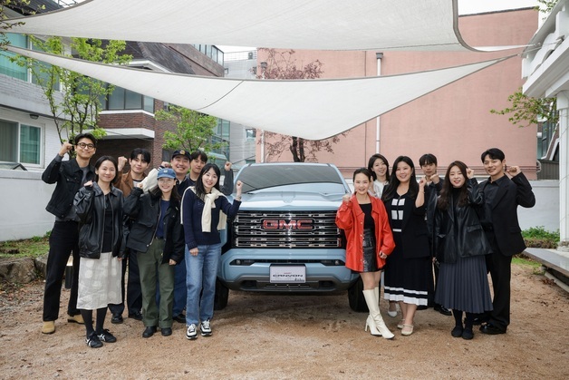 "단순 시승 넘어 경험 공유"…한국GM, 인플루언서 협업 'CODE G' 출범