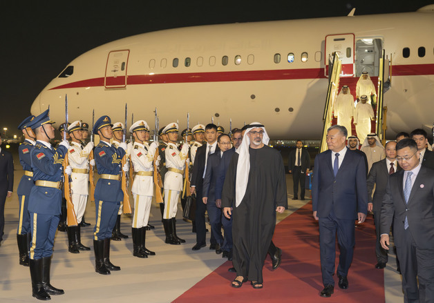 [포토] 中베이징 도착한 아부다비 왕세자