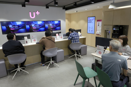 LG유플러스, 유심 업데이트·교체 시작