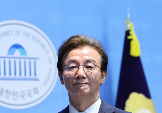 기자회견 마친 전재수