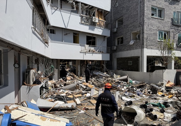 "아이들 있었으면 큰 참사"…폭발 현장 바로 뒤 어린이집 '아찔'