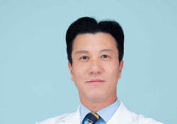 충북대병원 조병기 교수 '의료인력 양성' 복지부장관 표창