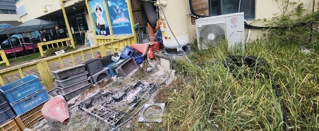 제주 한 식당서 가스 누출 폭발…3명 중경상