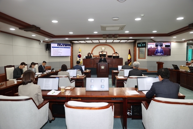 진안군의회, 제306회 임시회 개회…제1회 추경예산안 심사