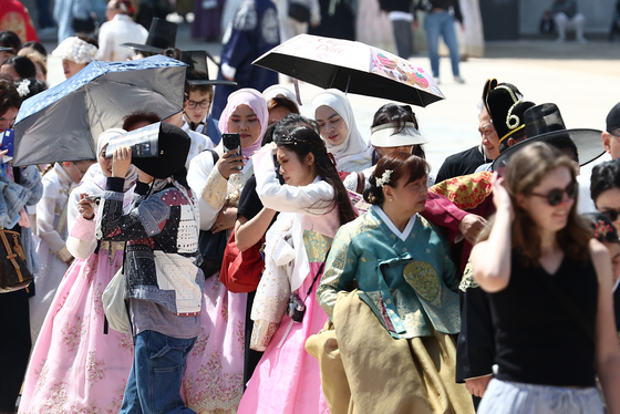 [오늘의 날씨] 강원(19일, 일)…낮 최고 29도, 일교차 20도 안팎