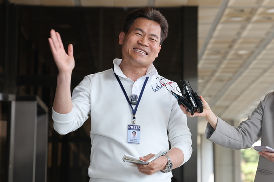 검찰, 전한길 구속영장 청구 전 조사…전 씨 "감당할 수 있으면 구속해라"