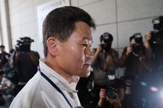 검찰 출석하는 전한길