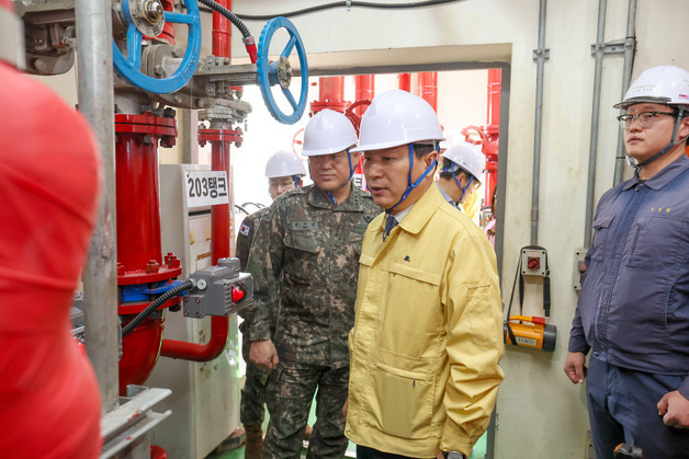 국방차관, 군 유류저장시설 점검…"어떤 상황에도 즉각 임무 수행"