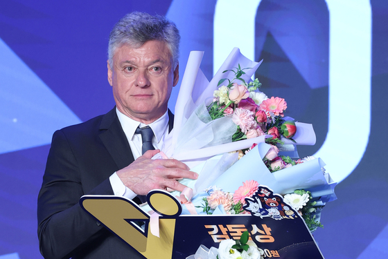 대한항공 트레블 이끈 헤난 달 조토, 감독상 수상