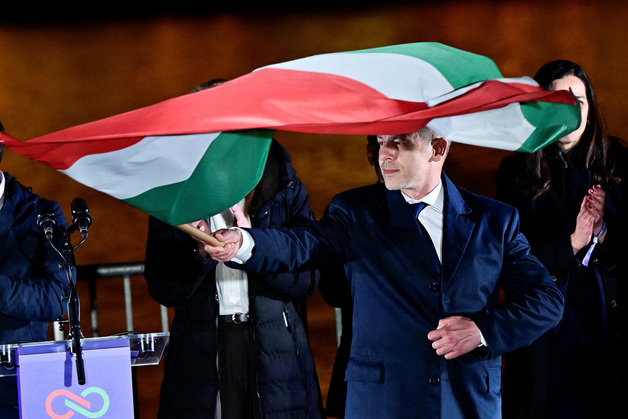 헝가리 16년 장기집권 끝낸 마자르…"오르반 키즈서 정적으로"